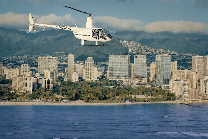 18 Minutes SHARED Helicopter Tour in Honolulu - From HNL to Diamond Head: What 18 Minutes Actually Gives You