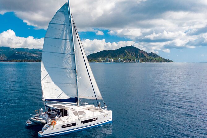 2hr Luxury Private Sailing Catamaran in Waikiki for 1-6 People - Why a private 2-hour Waikiki catamaran feels different