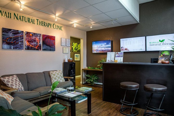 60 Minute Couples Massage - Arriving at Hawaii Natural Therapy: check-in, parking, and first impressions