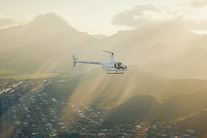 60 Minutes SHARED Helicopter Tour in Honolulu - How the Honolulu loop really works in 60 minutes