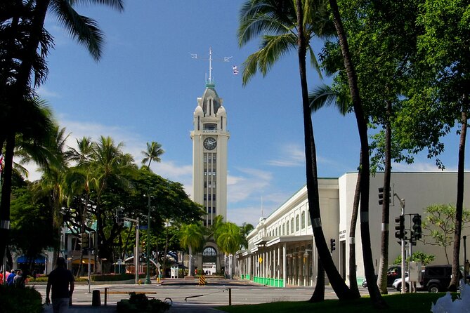 Afternoon Honolulu City Tour - Kamehameha, the Supreme Court area, and the Kahala drive-by