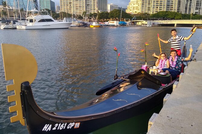 Aloha Gondola Cruise with Drinks & Pastries - Waikiki Gondola Basics: What This 1-Hour Cruise Is Like