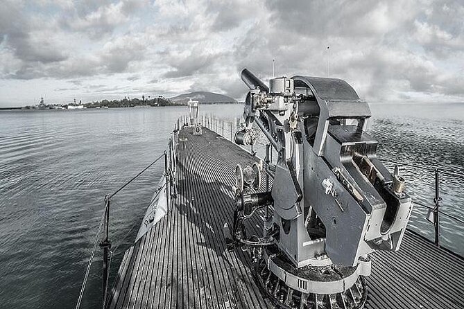 Battleships of World War II Departing from Waikiki Area - Key things that make this Pearl Harbor tour worth your time