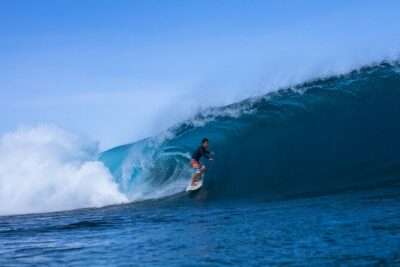 Beginner Surf Lesson in North Shore, Oahu - Gear That Helps You Learn Faster (Not Just Look Cool)