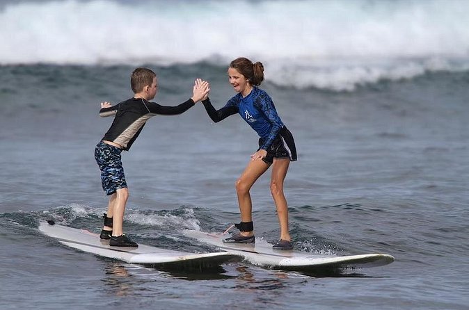 Beginner Surfing Lessons In Waikiki - Safety and ocean conditions: what good coaching sounds like