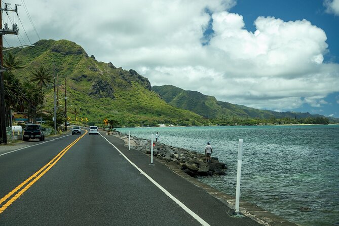 Best Of Oahu: Grand Circle Island Small Group Tour From Waikiki - North Shore viewpoints and Haleiwa’s quick stop