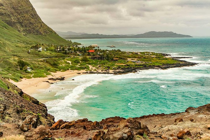 Best of Oahu: Pearl Harbor & Oahu Circle Island Tour from Waikiki - North Shore beaches and towns: how to enjoy the hour without rushing