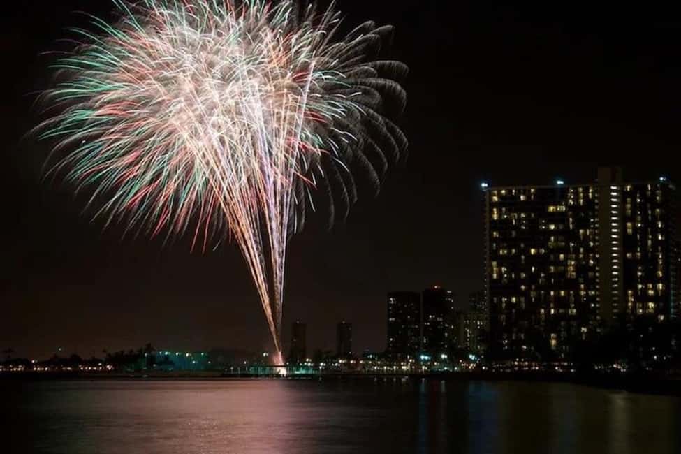 Board from Waikiki Beach: Friday Night Fireworks sail - Key things to know before you go
