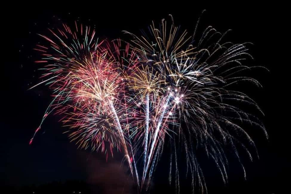 Board from Waikiki Beach: Friday Night Fireworks sail - Why a Waikiki fireworks cruise beats beachfront watching