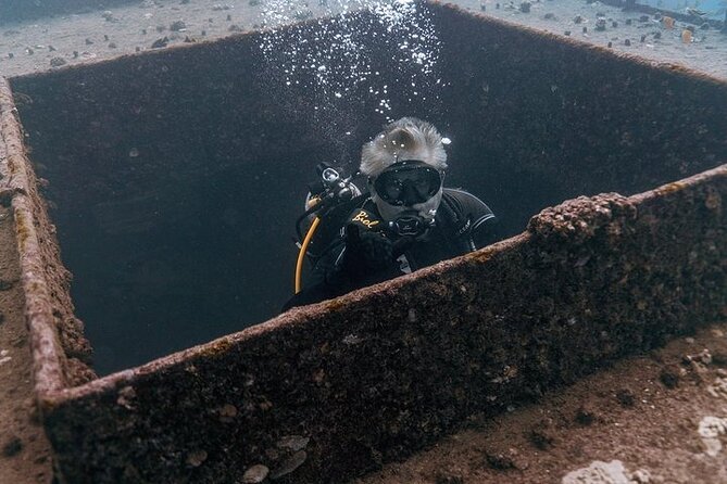 Certified Divers: Best 2-Tank Wrecks & Reef Boat Dive All Inclusive From Waikiki - Equipment and what’s included (and what isn’t)