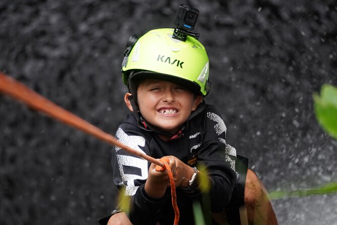 Chasing Waterfalls:Wild Hawaii Rappelling - Should You Book Wild Hawaii Rappelling?
