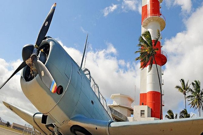 Complete Pearl Harbor Experience Tour Departing Maui - Submarine time: USS Bowfin and the value of the headphone narration