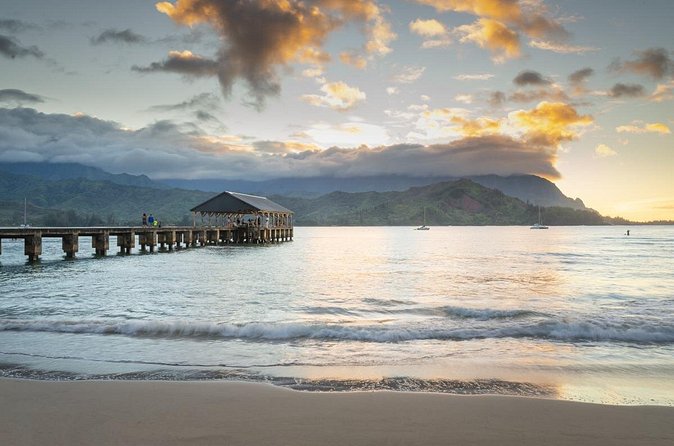 Day Trip from Oahu to Kauai: Highlights & Movie Sites - Jurassic Park’s egg-change area: the beachside community stop