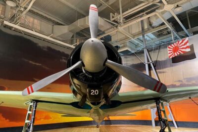 Deluxe Arizona Memorial and Pearl Harbor Aviation Museum Tour - Ford Island and the Pearl Harbor Aviation Museum: plane-watching with context