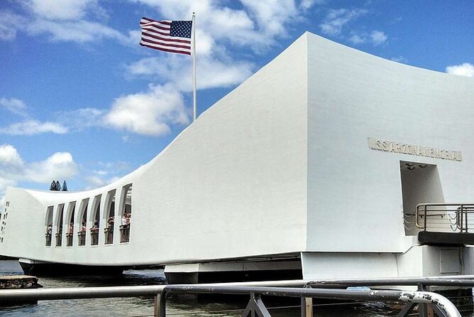 Deluxe Arizona Memorial Bowfin Submarine and Honolulu City Tour - Timing and Disruptions: The Stuff That Can Make or Break the Day