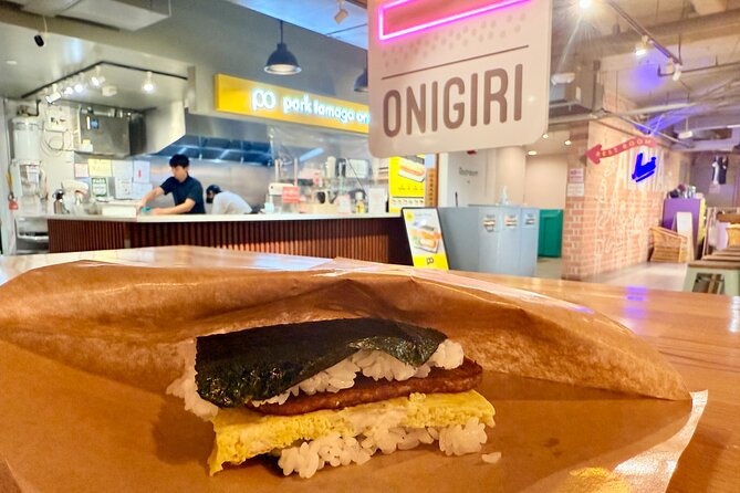 Downtown Honolulu Food Tour with 5 Local Favorites Tastings - Pace and comfort: how to survive a walking food tour in Waikiki weather