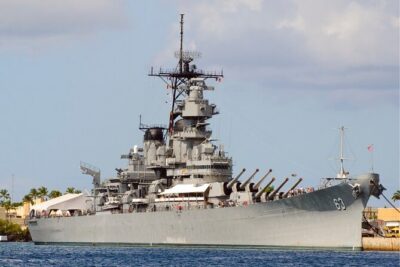 Exclusive Pearl Harbor and USS Arizona All-Access Private Tour - Getting oriented at Pearl Harbor National Memorial (and staying on track)