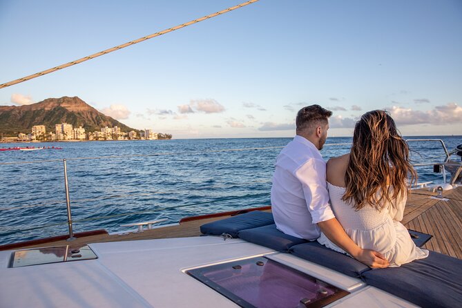 Explore Turtle Canyons Waikiki Snorkel and Sail Adventure - Snorkeling Around Turtle Canyons: What to Expect When Water Turns Murky