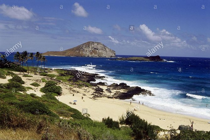 Family-Friendly Private Circle Island Tour of Oahu - Surf icons like Banzai Pipeline and Sunset Beach Park