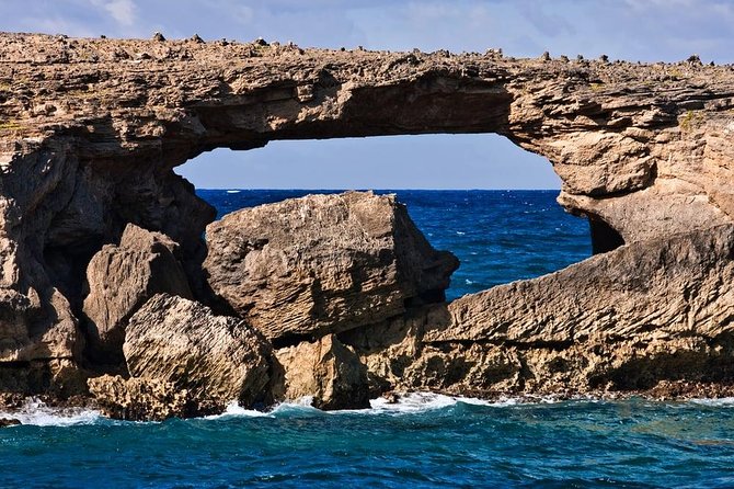 Family-Friendly Private Circle Island Tour of Oahu - Movie-and-TV settings: Jurassic Park, Hawaii Five-O, and more