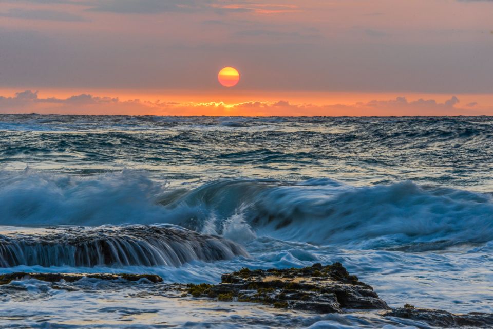 First Day Must 10-Hour Sunrise & Full Island Photo Tour - Turtle Season or Pipeline Season: How You Should Think About It