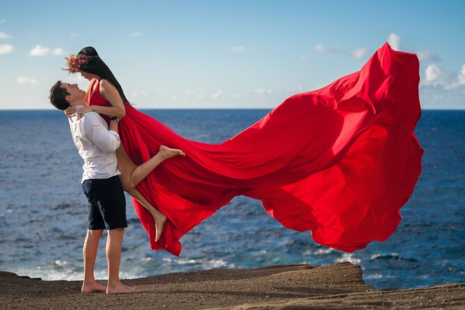 Flying Dress Photoshoot on Oahu - Meeting at 333A Keahole St by 6:00 am