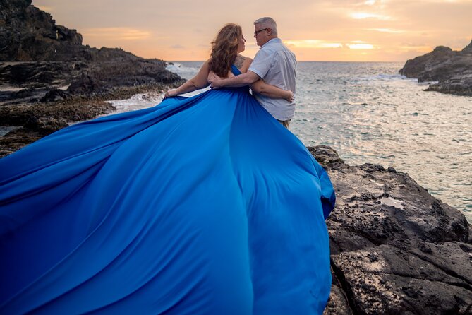 Flying Dress Photoshoot on Oahu - Sunrise on the east side: the “local spot” vibe