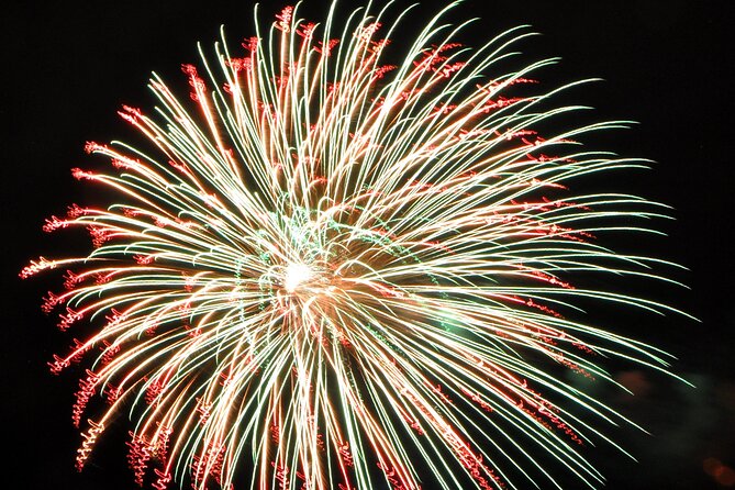 Friday Fireworks Dinner Sail from the Hilton Hawaiian Village - Why this Hilton Friday night sail feels different than shore viewing