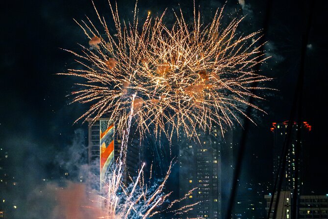 Friday Night Firework Cruise in Waikiki - Who Should Book This Waikiki Firework Cruise