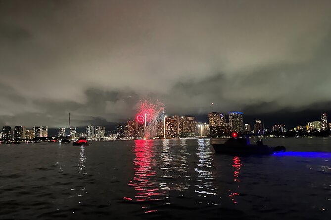 Friday Night Waikiki Fireworks Cruise - Why a Friday-night cruise feels smarter than standing in crowds