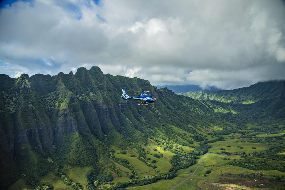 From Honolulu: Complete Oahu Island Helicopter Tour - Diamond Head, Kaneohe Bay, and Oahu’s geography you can actually see