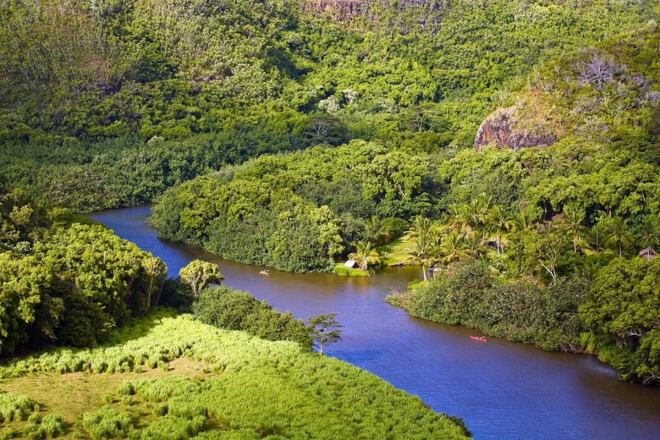 From Oahu: Kauai Highlights & Movie Sites - Lydgate Chocolate tasting: a sweet Kauai pause using local cacao