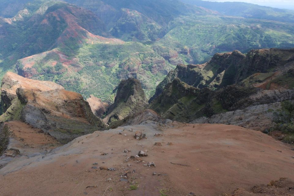 From Oahu: Kauai Waimea Canyon & Wailua River Tour - Waimea Canyon on State Road 550: the Grand Canyon of the Pacific