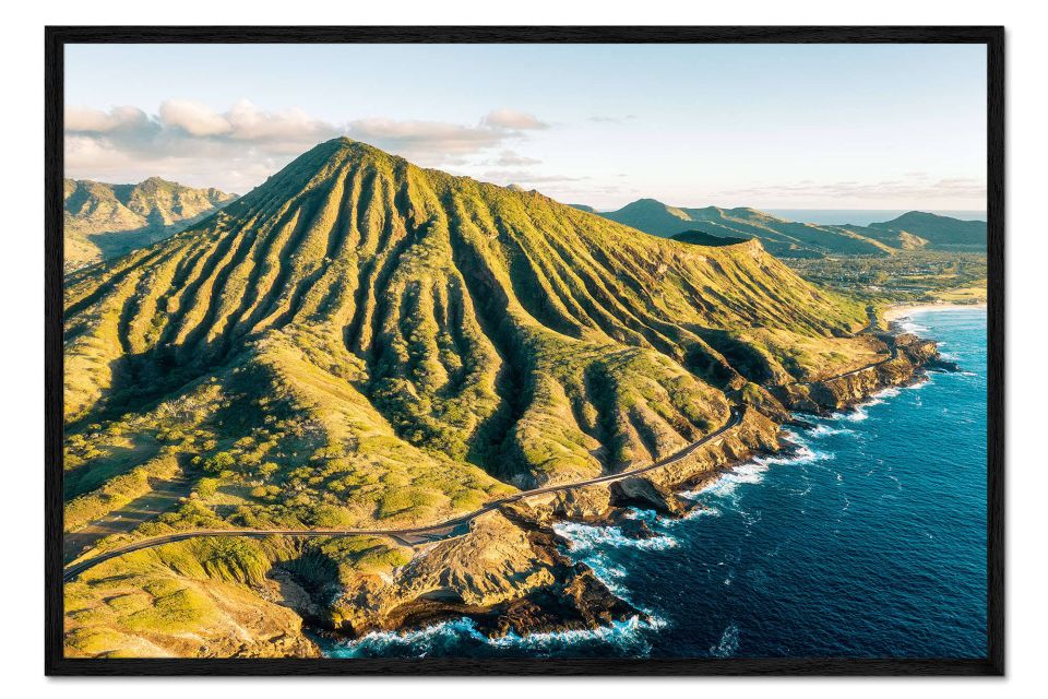 From Waikiki: Circle Island Tour - North Shore sights: Banzai Pipeline and Sharks Cove in real life