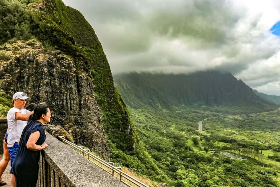 From Waikiki: Oahu Circle Island Tour - 7:00 AM Waikiki Pickup to Diamond Head and Halona Blowhole