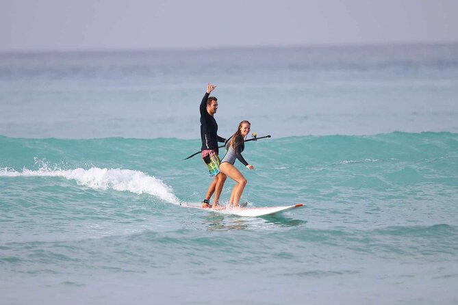 Group Surf Lesson with Videos and Photos - Waikiki Sights and the Nearby Stops (Diamond Head, Waikiki, Honolulu)