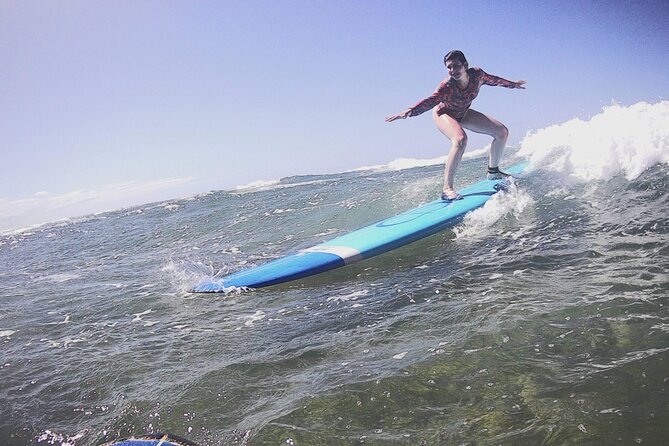 Group Surf Lessons for beginners on the North Shore of Oahu - Safety briefing and surf etiquette: the stuff that keeps you surfing