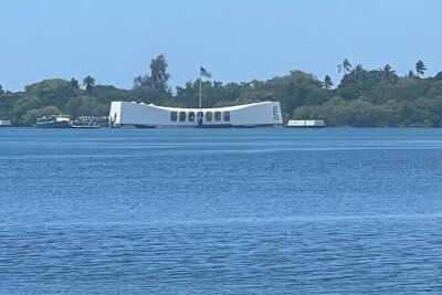 Half Day Pearl Harbor with USS Arizona Memorial and City Tour - USS Arizona Memorial: skip the lines, then respect the boat reality
