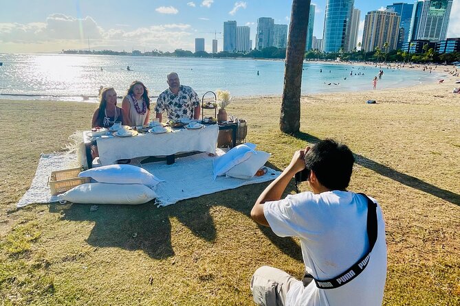 Hawaii Beach Picnic Date - The Photo Session, Flowers, and Proposal-Ready Styling