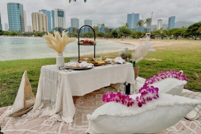 Hawaii Beach Picnic Date - Food and Drinks: Charcuterie to Poke to Cake