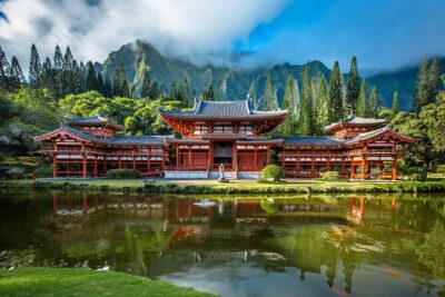 Hidden Gems of Oahu Circle Island Tour with Byodo-In Temple - Diamond Head to the East Side: start with big dramatic coastal views