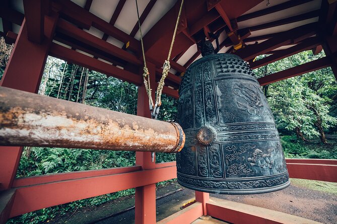 Hidden Gems of Oahu Circle Island Tour with Byodo-In Temple - Macadamia farm stop: the sweet-smelling break you actually enjoy