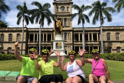 Historical Honolulu Bike Tour - From Kuhio Beach to Waikiki: the ride begins with easy wins
