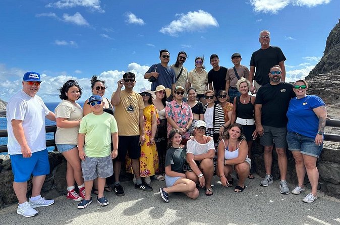 Honolulu Airport Shuttle & Circle Island Tour - Macadamia stops that actually taste like Hawaii