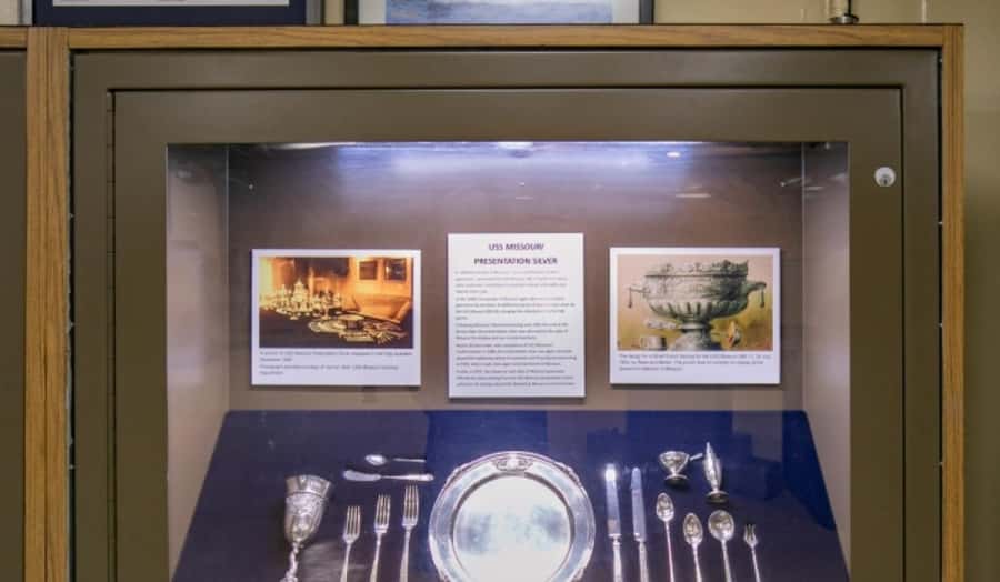 Honolulu: Battleship Missouri Memorial with Guide Option - How to pace your visit inside a ship (and not lose your steam)