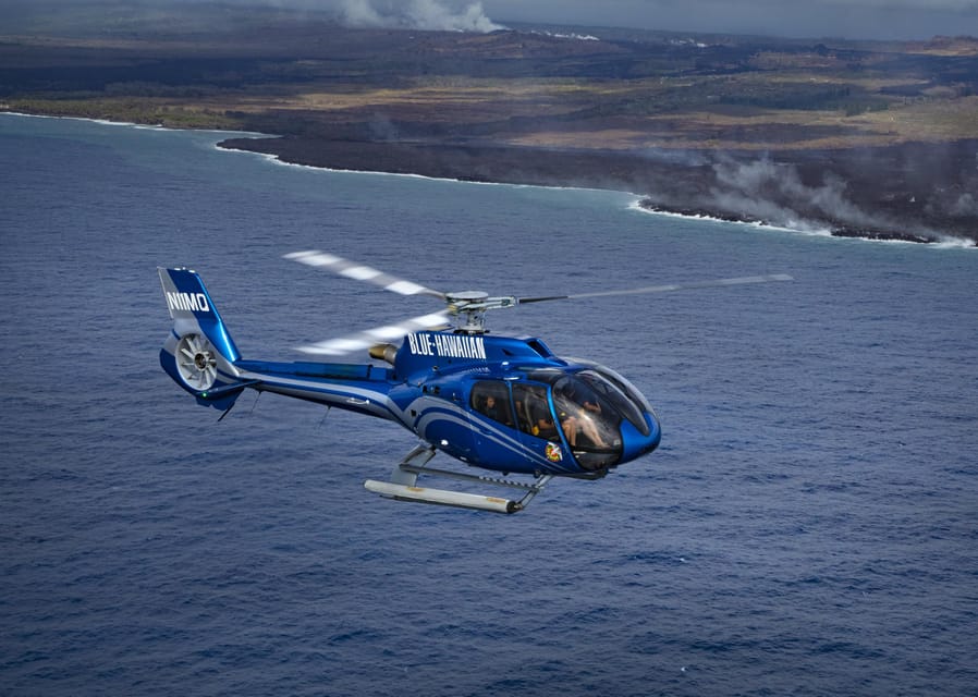 Honolulu: Blue Skies of Oahu Helicopter Tour - Glass windows, Bose headsets, and two-way pilot comms