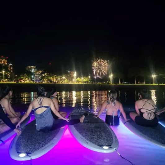 Honolulu: Fireworks Glow and Flow Yoga Class - Key takeaways before you go
