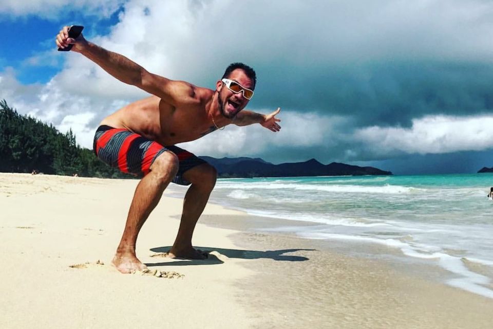 Honolulu: Highlights of Oahu Small Group Tour - Waimanalo, farms, and Chinamans Hat: the part most people rush past