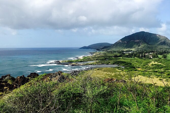Honolulu Private Walking Tour with a Local - A local-guided start on Bishop Street you can actually find