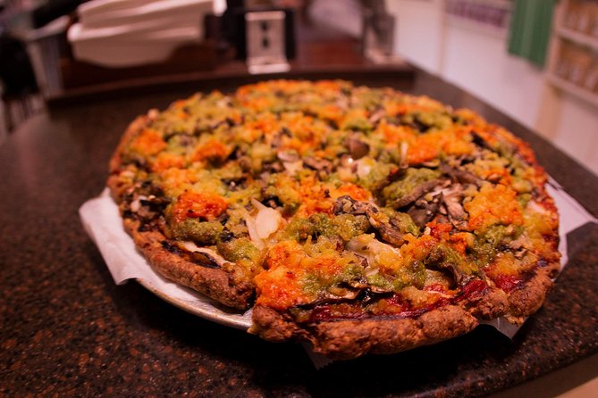 Honolulu's Walking Food Tour - The Diamond Head view factor: food with a sense of place